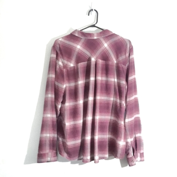 Maurice's size 1x Burgundy Plaid Flannel - Picture 2 of 4